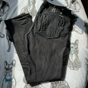 - Miss Me skinny jeans